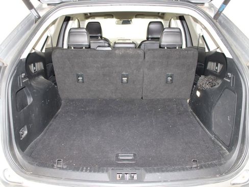 Used 2020 Ford Edge Titanium FWD image 13