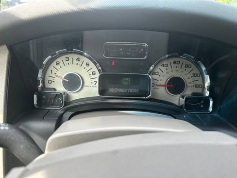 Used 2010 Ford Expedition EL XLT AWD/4WD image 18