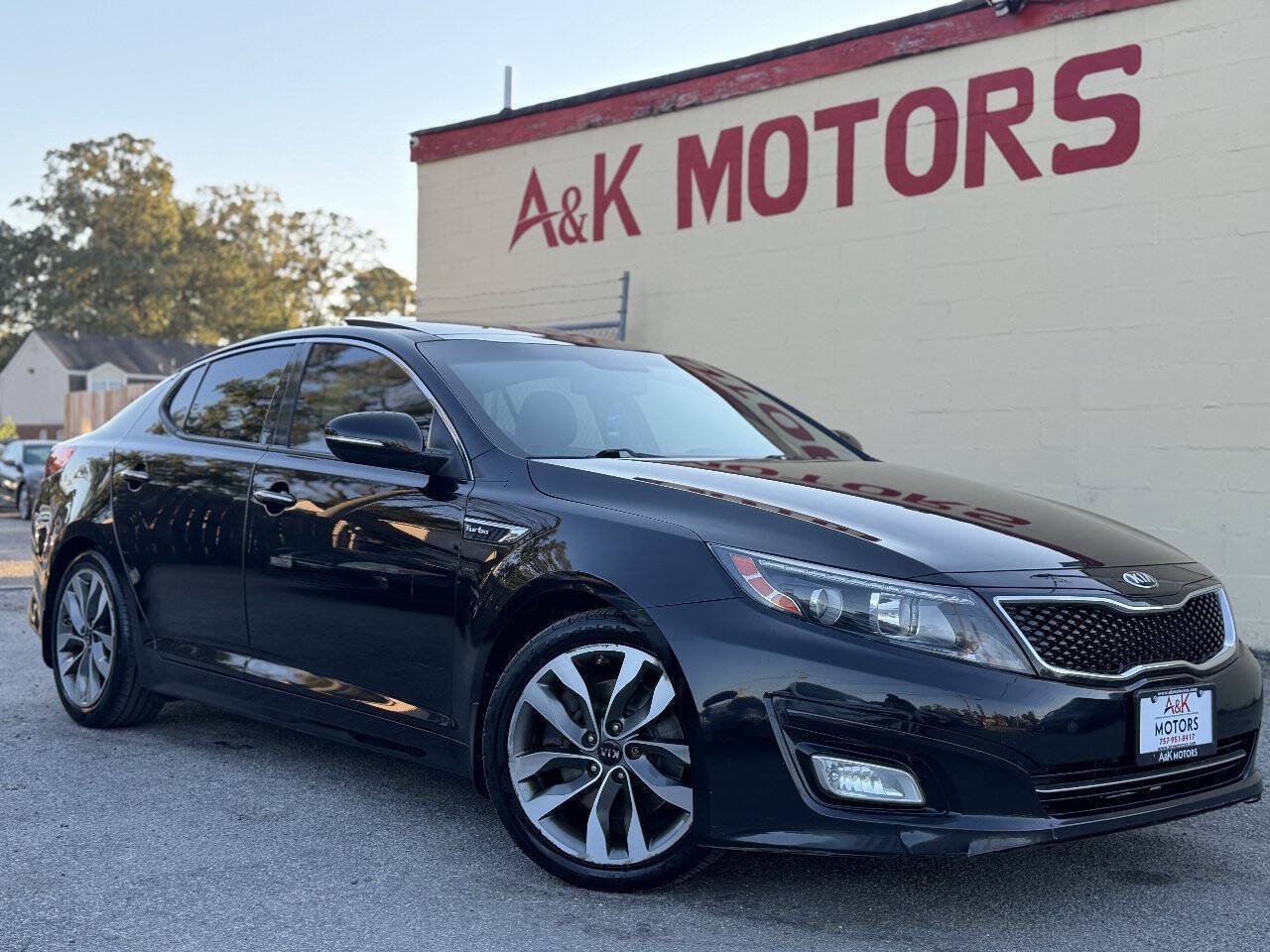 Used 2015 Kia Optima SX w/ SX Turbo Premium Package FWD image 1