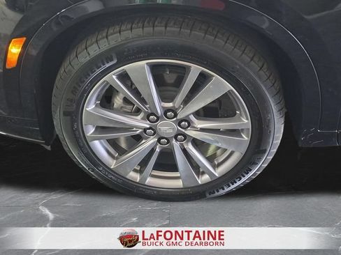 Used 2025 Cadillac XT6 Premium Luxury w/ LPO, Floor Liner Package AWD/4WD image 35