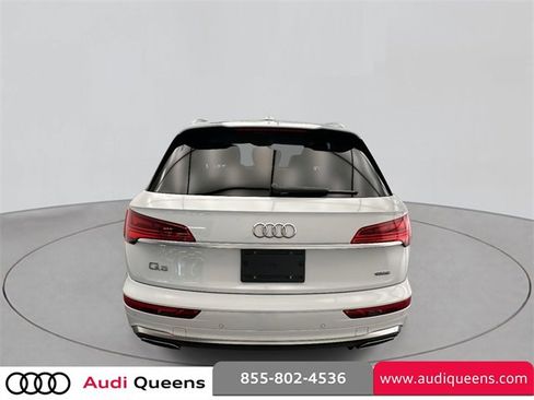 Used 2022 Audi Q5 2.0T Premium Plus w/ Premium Plus Package image 3