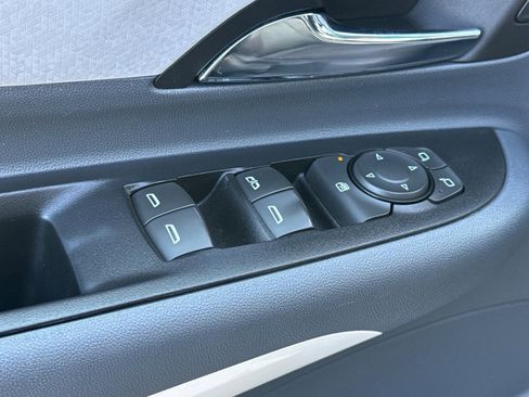 Used 2017 Chevrolet Bolt Premier image 13