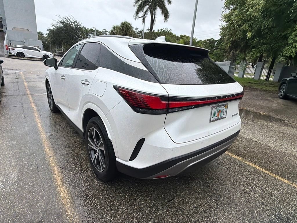 Used 2023 Lexus RX 350 Premium w/ Cold Area Package FWD image 7
