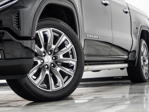 Used 2024 GMC Sierra 1500 Denali w/ Denali Reserve Package AWD/4WD image 3