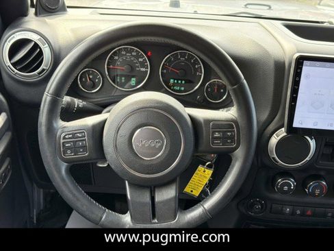 Used 2013 Jeep Wrangler Unlimited Sahara w/ Connectivity Group AWD/4WD image 24