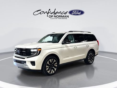 New 2026 Ford Expedition Platinum w/ Driver's Package image 4