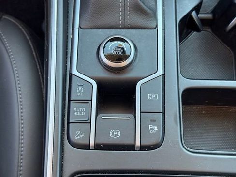 Used 2023 Kia Sorento EX w/ Panoramic Sunroof Package image 25