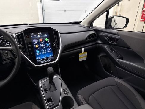 Used 2025 Subaru Crosstrek 2.0i Premium image 15