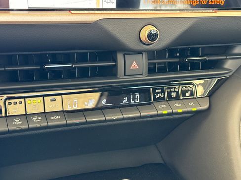 New 2026 Toyota Crown Signia AWD/4WD image 19