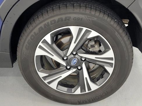 Used 2025 Subaru Crosstrek 2.0i Premium AWD/4WD image 11