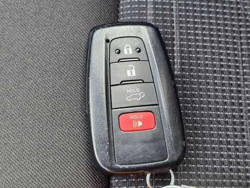 Used 2025 Toyota RAV4 SE w/ Convenience Package AWD/4WD image 36