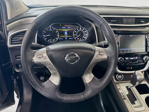 Used 2018 Nissan Murano SL w/ Moonroof Package image 12