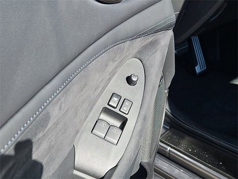 Used 2025 Nissan Z Performance w/ Floor Mat Package image 12