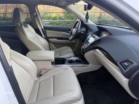 Used 2017 Acura MDX SH-AWD w/ Technology Package image 14