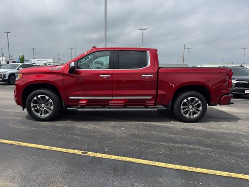 Certified 2024 Chevrolet Silverado 1500 High Country w/ Technology Package AWD/4WD image 6
