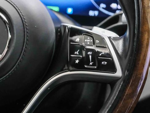 Certified 2024 Mercedes-Benz S 580e 4MATIC Sedan image 19