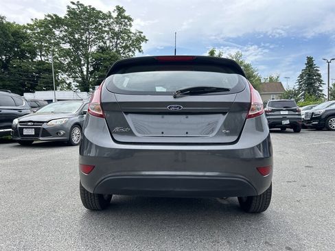 Used 2016 Ford Fiesta SE w/ Cold Weather Package FWD image 5