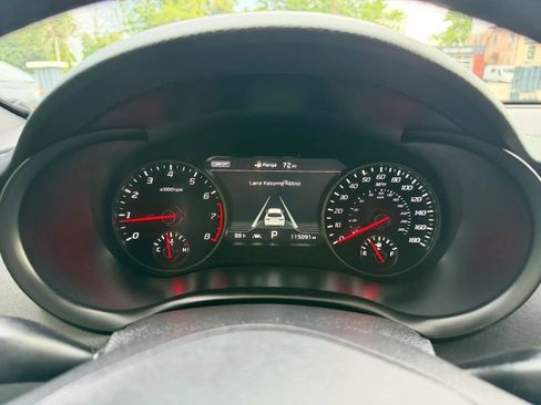 Used 2018 Kia Stinger GT1 RWD image 44