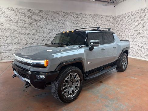 Used 2024 GMC Hummer EV 3X AWD/4WD image 3