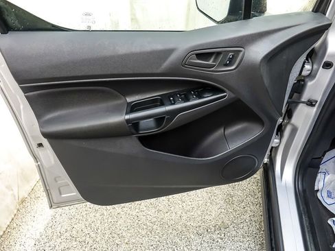 Used 2018 Ford Transit Connect XL image 18
