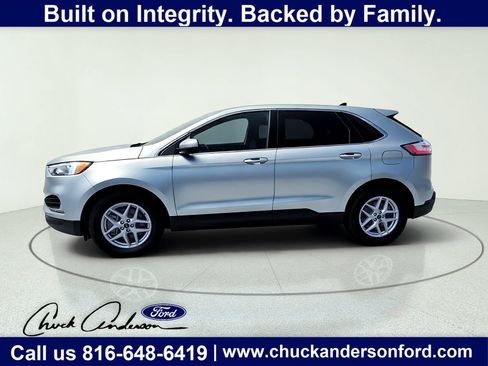 Used 2024 Ford Edge SEL AWD/4WD image 3