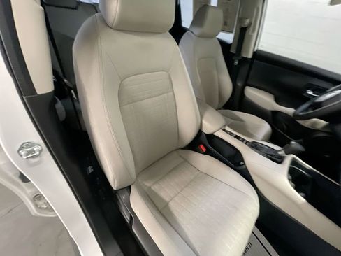 Used 2023 Honda HR-V LX image 25