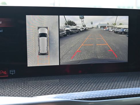 Used 2025 Cadillac Escalade V w/ LPO, ONYX Package image 27