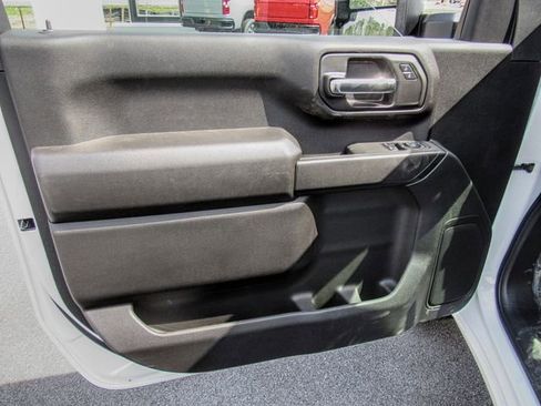 New 2025 GMC Sierra 3500 Pro w/ Convenience Package image 17