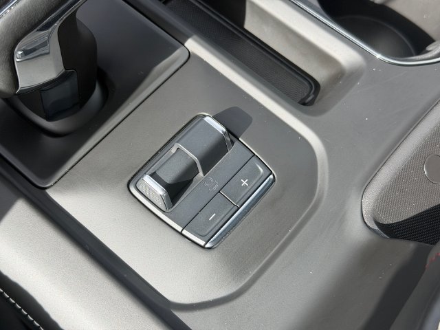 Used 2025 GMC Sierra 1500 AT4X AWD/4WD image 28