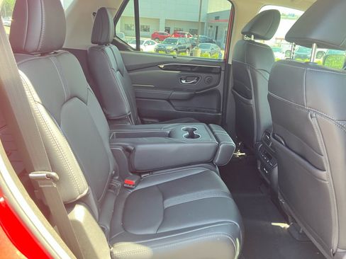 Used 2023 Honda Pilot Touring image 33