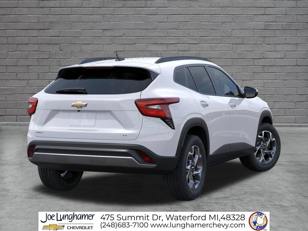 New 2026 Chevrolet Trax LT w/ Driver Confidence Package FWD image 4