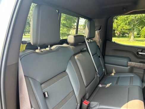 Used 2020 GMC Sierra 1500 Denali w/ Denali Ultimate Package AWD/4WD image 23