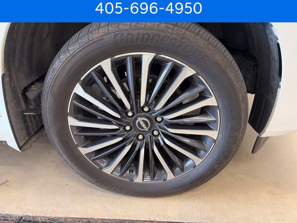 Used 2025 Nissan Armada Platinum Reserve AWD/4WD image 18