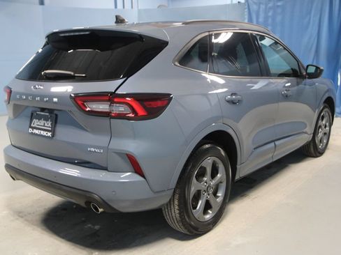 Used 2023 Ford Escape ST-Line w/ Tech Pack #1 AWD/4WD image 28