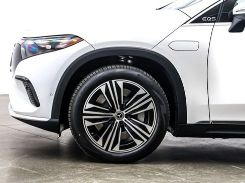 New 2026 Mercedes-Benz EQS 400 4MATIC SUV image 10