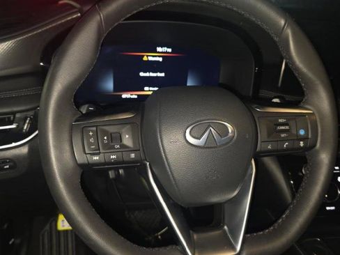 Certified 2025 INFINITI QX60 Luxe w/ Black Edition FWD image 9