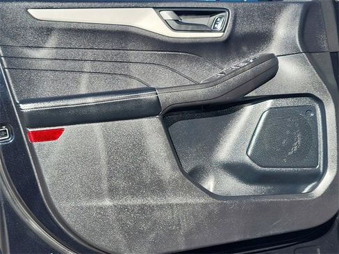 Used 2021 Ford Escape S image 6