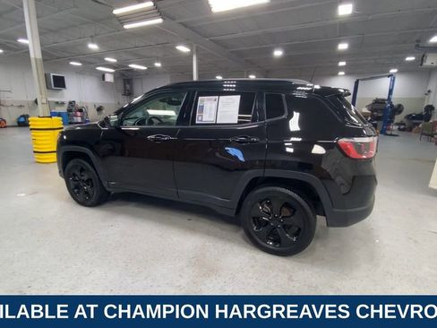 Used 2018 Jeep Compass Altitude w/ Popular Equipment Group image 9