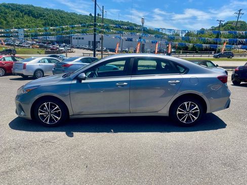 Used 2024 Kia Forte LXS FWD image 4