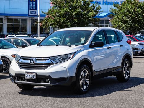 Used 2019 Honda CR-V LX image 3