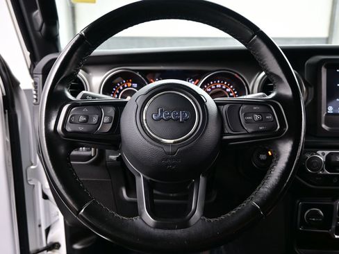Used 2022 Jeep Gladiator Sport AWD/4WD image 23