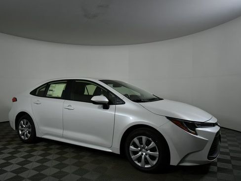 New 2026 Toyota Corolla LE image 9