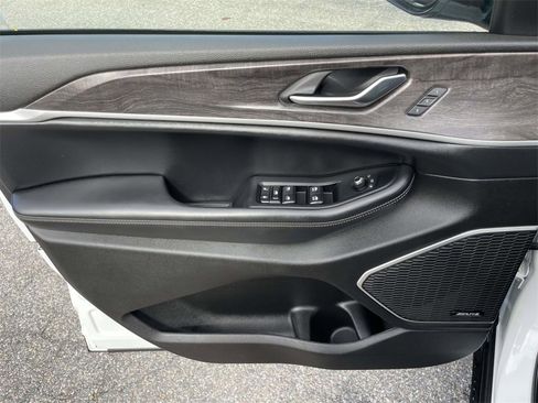 Used 2022 Jeep Grand Cherokee Limited 4xe image 80