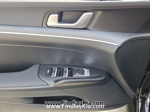 New 2026 Kia K5 LXS FWD image 13