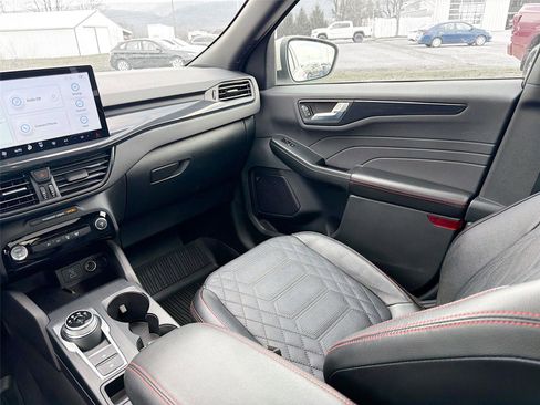 Used 2023 Ford Escape ST-Line Elite w/ Premium Technology Package image 25