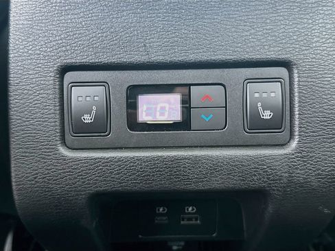 Used 2025 Mitsubishi Outlander SEL Black Edition AWD/4WD image 28