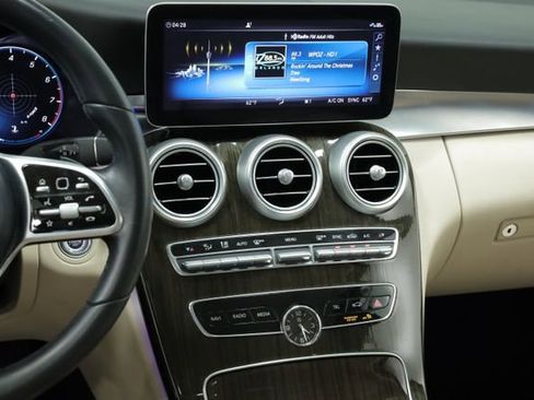 Used 2021 Mercedes-Benz C 300 Sedan image 16