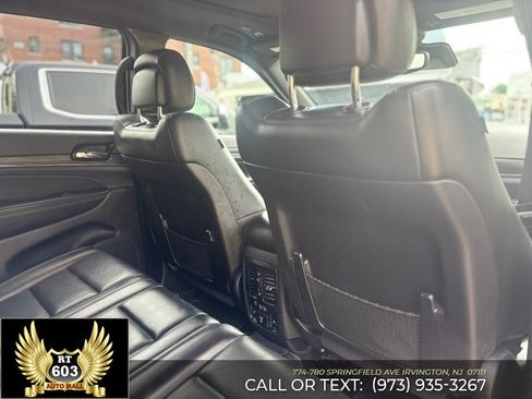 Used 2021 Jeep Grand Cherokee Limited w/ Quick Order Package 28K 80th AWD/4WD image 11
