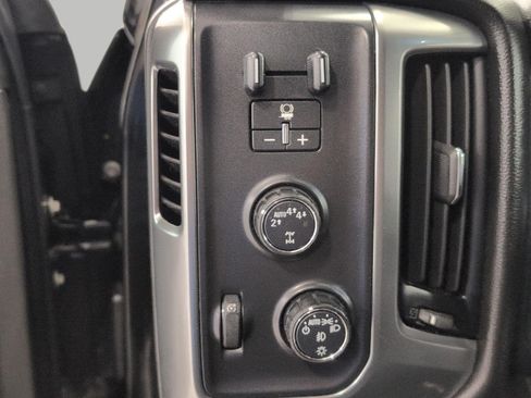 Used 2017 Chevrolet Silverado 1500 LT w/ Max Trailering Package AWD/4WD image 10