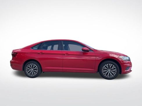Used 2021 Volkswagen Jetta SE FWD image 4